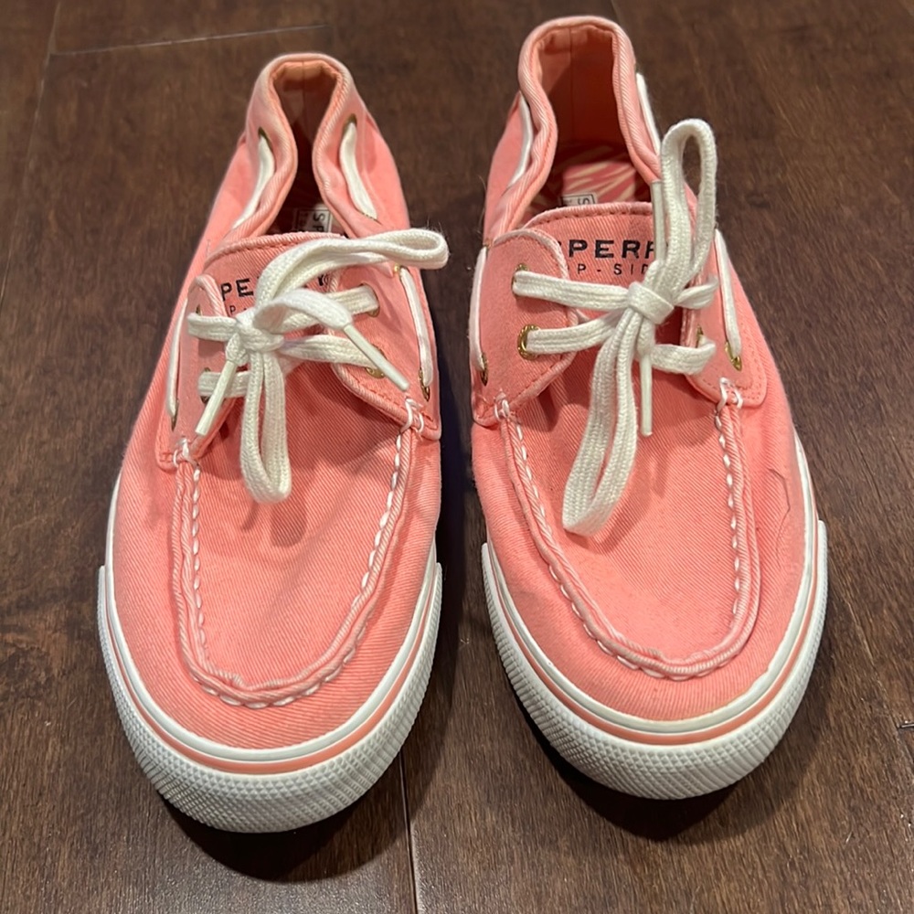 Sperry top sider coral
